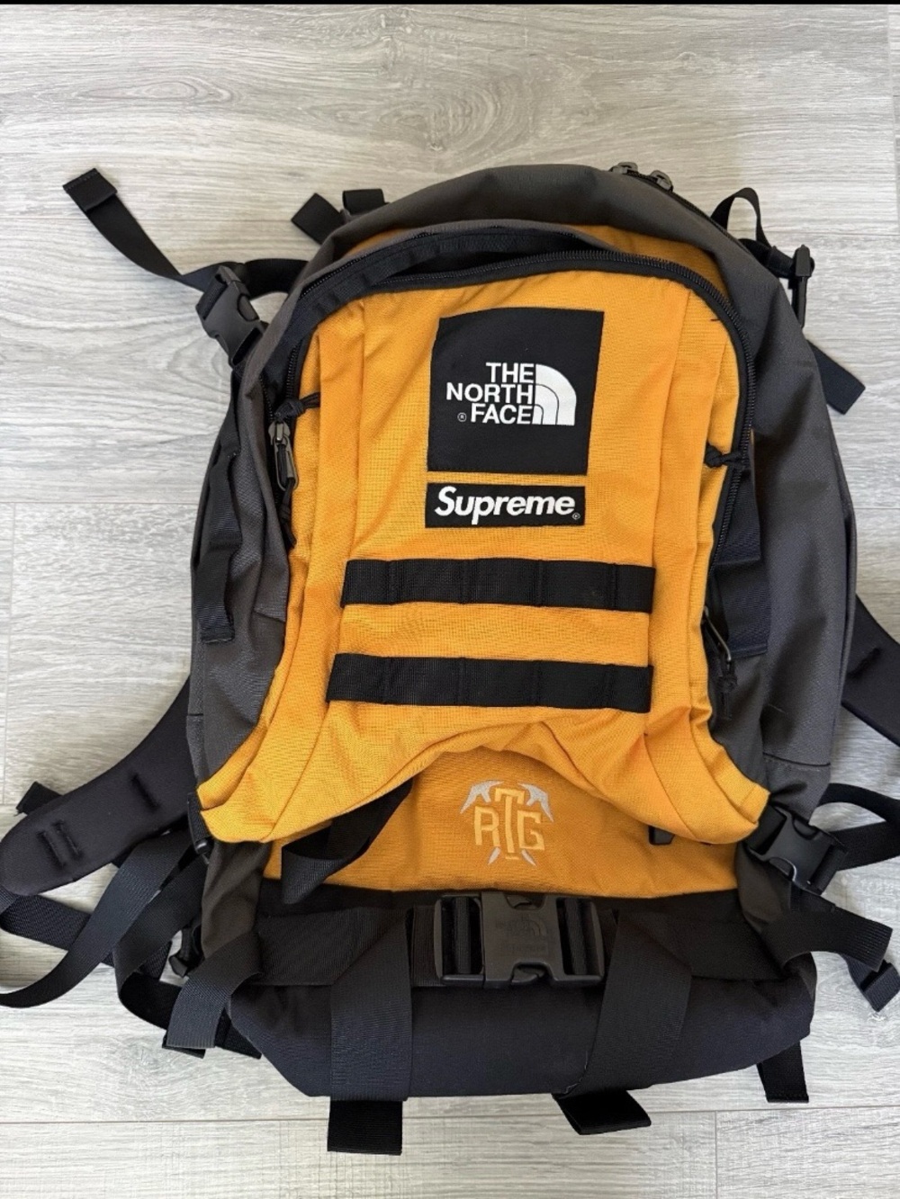 The North Face x Supreme Men’s Backpack - Yellow/Gray